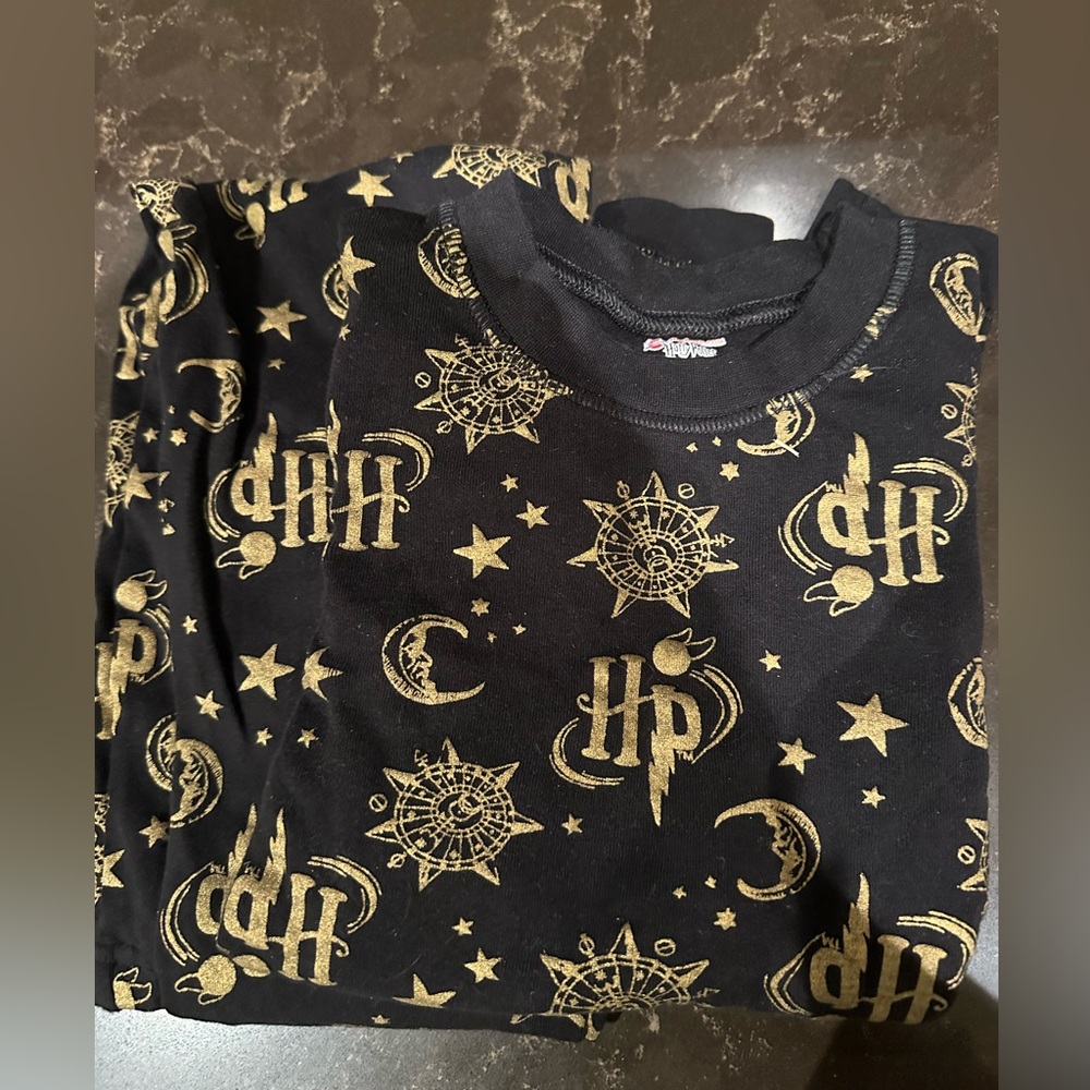 WARNER BROTHERS HARRY POTTER Boys Size 12 Set of Pajamas Black & Gold